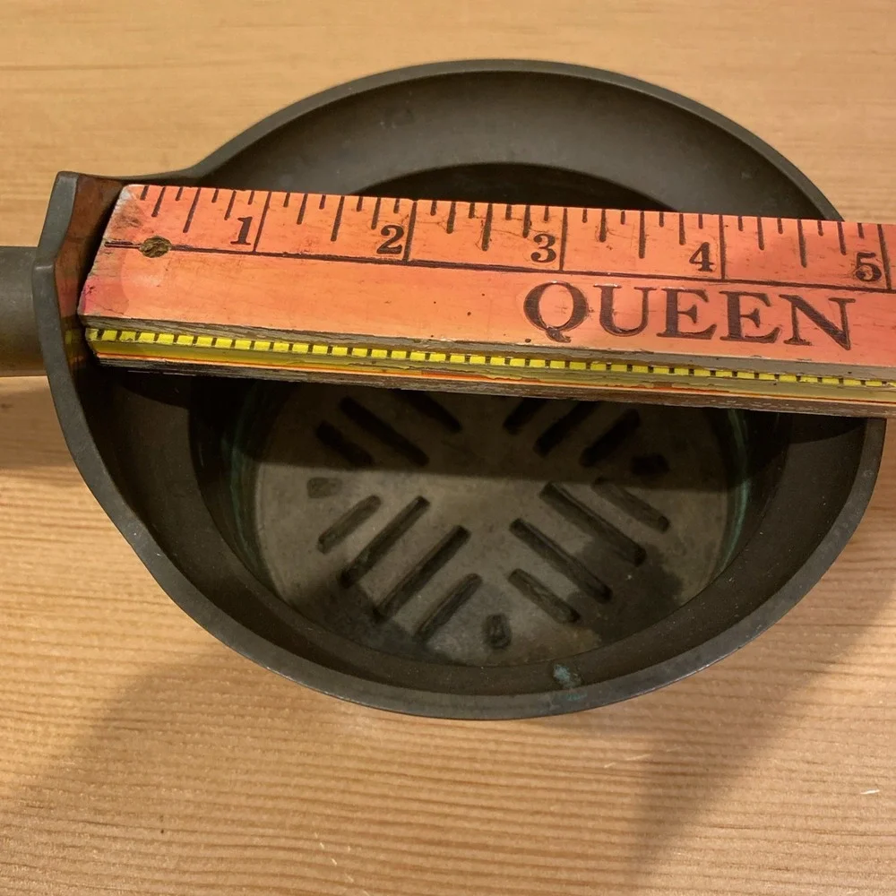 Vintage Silk Iron Pan Long Handle Green‎ Oxidation